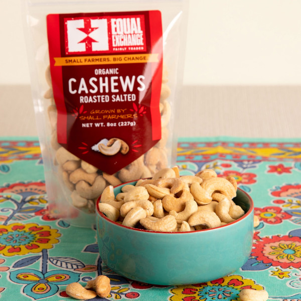 Cashews in a bag and in a bowl